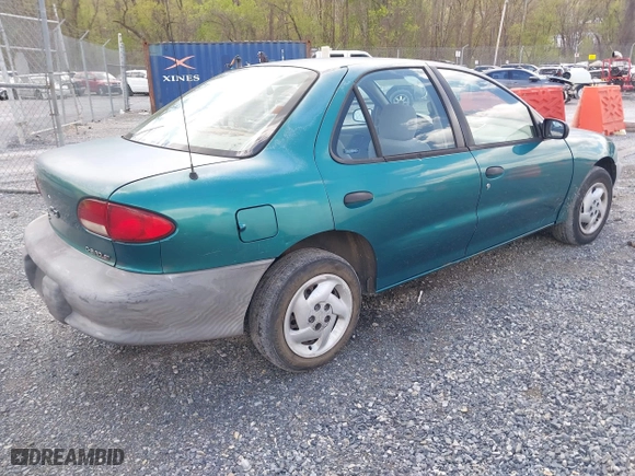 1998 Chevrolet Cavalier with VIN 1G1JC524XW7149954, listed as a IAAI auction lot 42032250 with 255,913 mi miles. Bid and sale history available at carsss.com. Image 4.