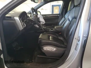 2014 Porsche Cayenne с VIN WP1AA2A21ELA00526, выставлен на аукционе Copart как лот 54238525 с пробегом 101 437 миль миль и Списание • Salvage title. История ставок и продаж доступна на DreamBid. Изображение 7.
