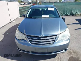 2010 Chrysler Sebring Touring z VIN 1C3CC4FB4AN173629, wystawiony jako IAAI lot #42219561 z przebiegiem 145 054 mil mil oraz . Historia ofert i sprzedaży dostępna na DreamBid. Obrazek 12.