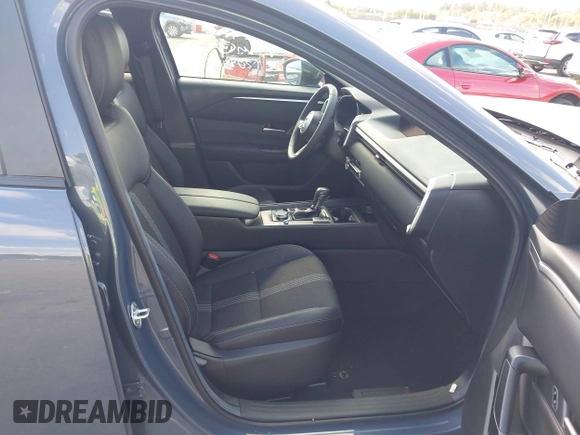 2024 Mazda CX-50 S Select with VIN 7MMVABAM5RN208388, listed as a IAAI auction lot 41301055 with 9,815 mi miles and . Bid and sale history available at DreamBid. Image 5.