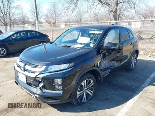 2024 Mitsubishi Outlander S z VIN JA4ARUAU2RU022164, wystawiony jako IAAI lot #41675372 z przebiegiem 401 mil mil oraz . Historia ofert i sprzedaży dostępna na DreamBid. Obrazek 6.