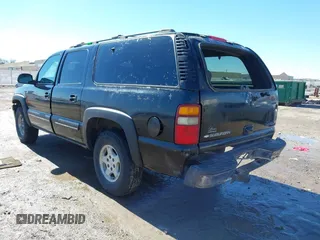 2002 Chevrolet Suburban Z71 with VIN 3GNFK16Z32G202949, listed as a IAAI auction lot 41637140 with 277,161 mi miles. Bid and sale history available at carsss.com. Image 3.