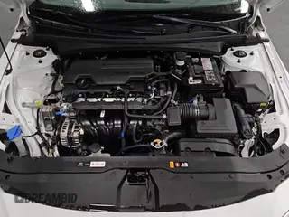 2025 Hyundai Elantra SEL Convenience с VIN KMHLS4DG7SU006455, выставлен на аукционе Copart как лот 90338295 с пробегом 7 659 миль миль и Чистый • Clean title. История ставок и продаж доступна на DreamBid. Изображение 14.