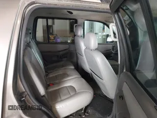 2005 Ford Explorer XLT with VIN 1FMDU73K15UB66258, listed as a IAAI auction lot 42339889 with 195,294 mi miles and . Bid and sale history available at DreamBid. Image 8.