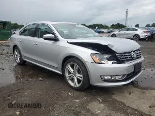 2015 Volkswagen Passat SEL Premium with VIN 1VWCV7A39FC097011, listed as a Copart auction lot 63255745 with 159,543 mi miles and Salvage title. Bid and sale history available at DreamBid. Image 4.