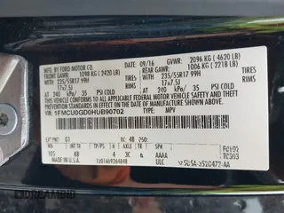 2017 Ford Escape SE with VIN 1FMCU0GD0HUB90702, listed as a IAAI auction lot 42141383 with 174,265 mi miles. Bid and sale history available at carsss.com. Image 9.