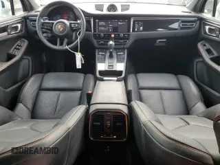 2025 Porsche Macan with VIN WP1AA2A50SLB02308, listed as a Copart auction lot 54607835 with 3,208 mi miles and Salvage title. Bid and sale history available at DreamBid. Image 8.