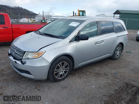 2011 Honda Odyssey EX-L with VIN 5FNRL5H60BB012206, listed as a IAAI auction lot 41982987 with 220,913 mi miles and . Bid and sale history available at carsss.com. Image 17.