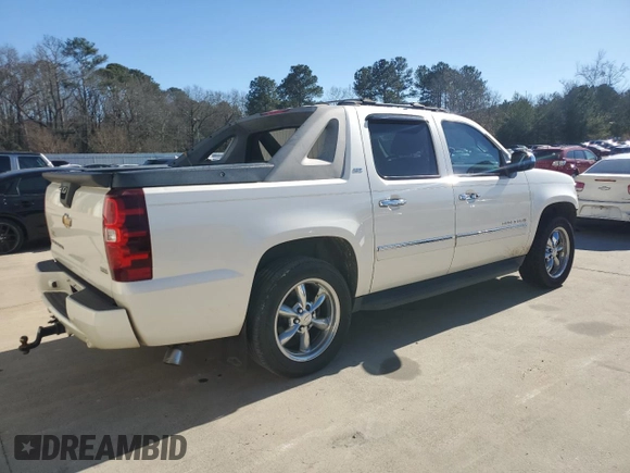 2010 Chevrolet Avalanche LTZ with VIN 3GNNCGE09AG186060, listed as a Copart auction lot 88727255 with 276,760 mi miles and Salvage Title. Bid and sale history available at DreamBid. Image 3.