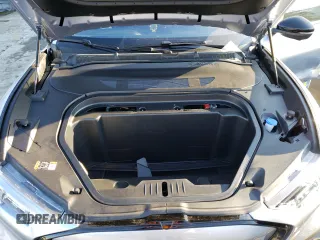2022 Ford Mustang Mach-E Premium z VIN 3FMTK3SU7NMA29956, wystawiony jako Copart lot #71764142 z przebiegiem 1 863 mil mil oraz . Historia ofert i sprzedaży dostępna na DreamBid. Obrazek 12.