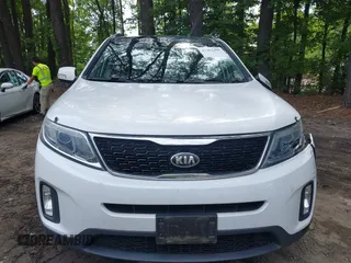2014 Kia Sorento EX with VIN 5XYKU4A70EG516330, listed as a IAAI auction lot 42462400 with 146,221 mi miles and . Bid and sale history available at DreamBid. Image 12.