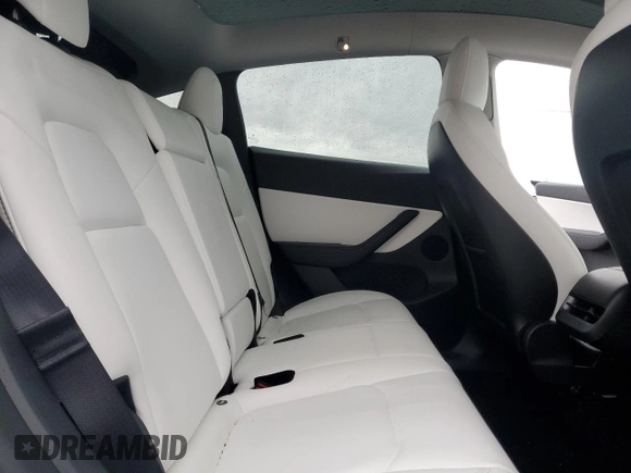 2022 Tesla Model Y Performance with VIN 7SAYGDEF1NF403693, listed as a Copart auction lot 53575845 with 34,302 mi miles and Salvage title. Bid and sale history available at DreamBid. Image 11.