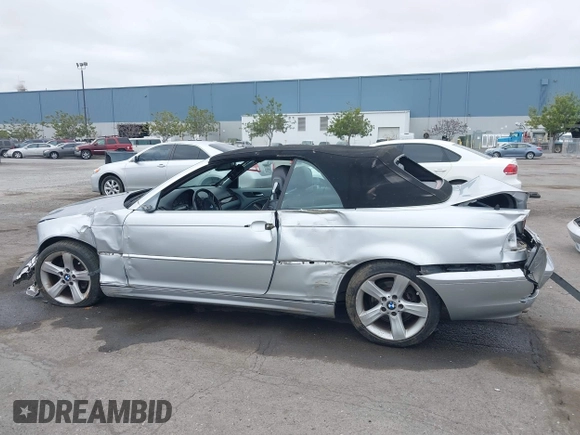 2005 BMW 3 Series 325Ci with VIN WBABW33415PL34475, listed as a IAAI auction lot 41450478 with 191,047 mi miles and . Bid and sale history available at carsss.com. Image 15.