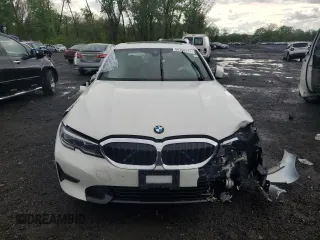 2019 BMW 3 Series 330i xDrive with VIN 3MW5R7J55K8B02348, listed as a Copart auction lot 56358215 with Not provided miles and Salvage title. Bid and sale history available at DreamBid. Image 5.