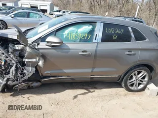 2017 Lincoln MKC Reserve with VIN 5LMCJ3D92HUL08269, listed as a IAAI auction lot 41859297 with 115,691 mi miles and . Bid and sale history available at DreamBid. Image 14.