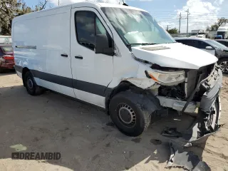 2022 Mercedes-Benz Sprinter Cargo Cargo with VIN W1Y40BHY9NT084649, listed as a Copart auction lot 78318624 with Not Provided miles and Non Repairable. Bid and sale history available at DreamBid. Image 4.