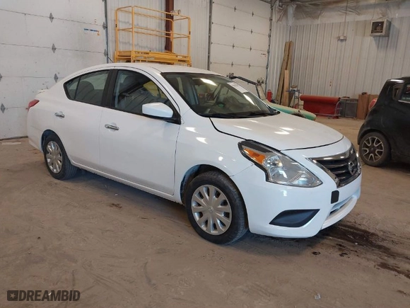 2019 Nissan Versa Sedan SV with VIN 3N1CN7AP1KL881058, listed as a IAAI auction lot 42032907 with 106,842 mi miles. Bid and sale history available at carsss.com. Image 1.