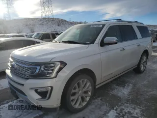 2019 Ford Expedition Max Platinum z VIN 1FMJK1MT0KEA24924, wystawiony jako Copart lot #83974154 z przebiegiem 115 182 mil mil oraz Czysty tytuł • Clean title. Historia ofert i sprzedaży dostępna na DreamBid. Obrazek 1.