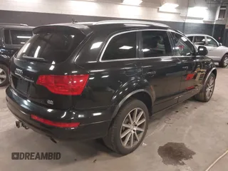 2008 Audi Q7 Premium Plus with VIN WA1EY74L58D068546, listed as a IAAI auction lot 41433997 with 113,533 mi miles and . Bid and sale history available at DreamBid. Image 4.