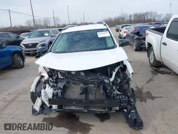 2016 Toyota RAV4 LE with VIN 2T3BFREV5GW532527, listed as a IAAI auction lot 41821876 with 37,577 mi miles and . Bid and sale history available at carsss.com. Image 12.