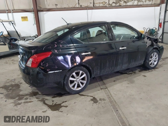 2014 Nissan Versa SV with VIN 3N1CN7AP3EL835817, listed as a IAAI auction lot 41312955 with 183,375 mi miles. Bid and sale history available at carsss.com. Image 4.