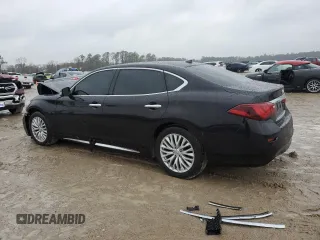 2015 Infiniti Q70 with VIN JN1BY1PPXFM600524, listed as a Copart auction lot 43150975 with 146,839 mi miles and Salvage title. Bid and sale history available at DreamBid. Image 2.