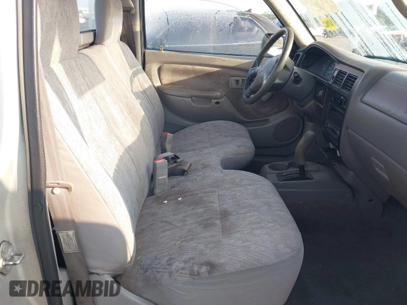 2001 Toyota Tacoma z VIN 5TENL42N11Z851691, wystawiony jako IAAI lot #41761217 z przebiegiem 203 164 mil mil oraz . Historia ofert i sprzedaży dostępna na DreamBid. Obrazek 8.