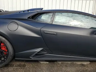 2022 Lamborghini Huracan z VIN ZHWUA6ZX0NLA18998, wystawiony jako Copart lot #87111104 z przebiegiem Nie podano mil oraz Nie do naprawy. Historia ofert i sprzedaży dostępna na DreamBid. Obrazek 12.