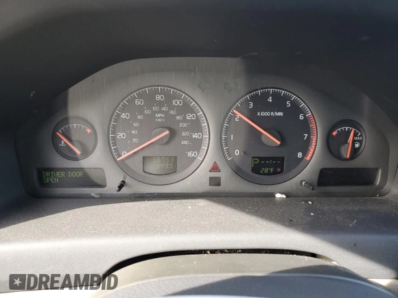 2001 Volvo S60 with VIN YV1RS61R812081198, listed as a Copart auction lot 42083995 with 96,753 mi miles and Salvage Title. Bid and sale history available at carsss.com. Image 9.