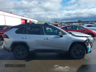 2021 Toyota RAV4 Hybrid XSE with VIN 4T3E6RFV1MU057532, listed as a IAAI auction lot 41713474 with 22,164 mi miles. Bid and sale history available at carsss.com. Image 14.