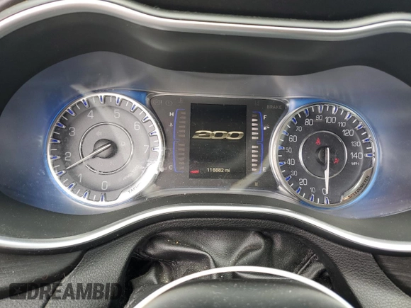 2015 Chrysler 200 Limited с VIN 1C3CCCAB8FN723908, выставлен на аукционе Copart как лот 59016355 с пробегом 118 882 миль миль и Списание • Salvage title. История ставок и продаж доступна на DreamBid. Изображение 9.