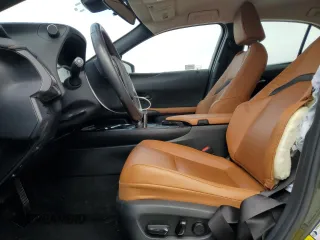 2020 Lexus UX 200 с VIN JTHX3JBH7L2029775, выставлен на аукционе Copart как лот 65641315 с пробегом 30 685 миль миль и Списание • Salvage title. История ставок и продаж доступна на DreamBid. Изображение 7.