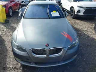 2008 BMW 3 Series 328i with VIN WBAWL13518PX20325, listed as a IAAI auction lot 41584721 with 291,348 mi miles. Bid and sale history available at carsss.com. Image 13.