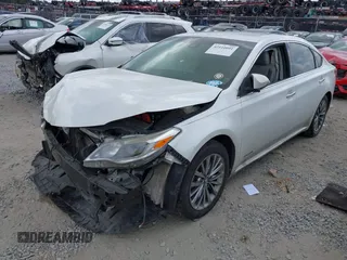 2016 Toyota Avalon XLE Premium z VIN 4T1BD1EB0GU056337, wystawiony jako IAAI lot #42110091 z przebiegiem 296 715 mil mil oraz . Historia ofert i sprzedaży dostępna na DreamBid. Obrazek 17.