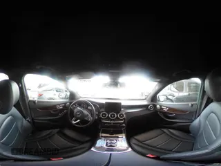 2019 Mercedes-Benz GLC 300 with VIN WDC0G4JB4KV129605, listed as a IAAI auction lot 42207132 with 39,743 mi miles and . Bid and sale history available at DreamBid. Image 18.