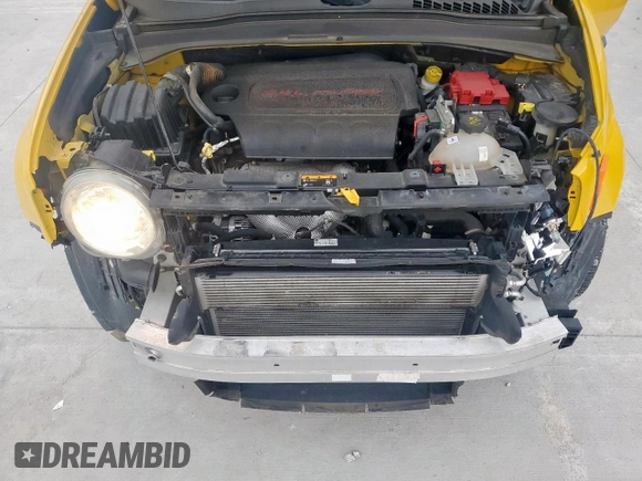 2018 Jeep Renegade Altitude with VIN ZACCJABB1JPH12561, listed as a Copart auction lot 60659245 with 39,562 mi miles and Salvage title. Bid and sale history available at DreamBid. Image 12.