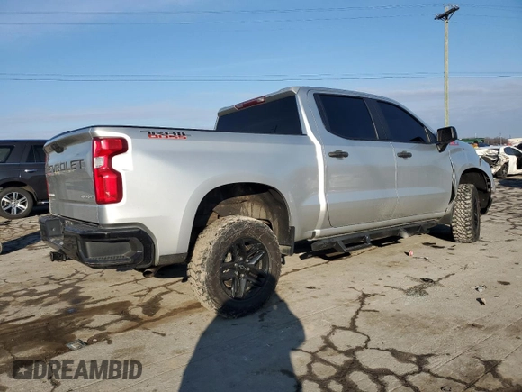 2019 Chevrolet Silverado 1500 Custom Trail Boss with VIN 3GCPYCEH8KG117346, listed as a Copart auction lot 88242435 with 110,025 mi miles and Salvage Title. Bid and sale history available at carsss.com. Image 3.