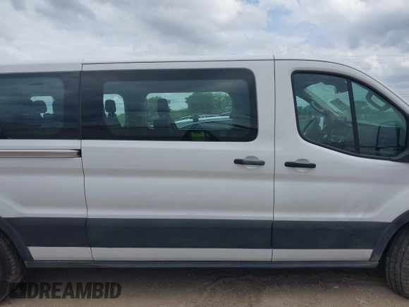 2024 Ford Transit Passenger XL с VIN 1FBAX2Y89RKA83438, выставлен на аукционе IAAI как лот 42670393 с пробегом 29 227 миль миль и . История ставок и продаж доступна на DreamBid. Изображение 12.