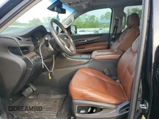 2017 Cadillac Escalade Premium Luxury z VIN 1GYS4CKJ9HR290146, wystawiony jako Copart lot #53162775 z przebiegiem 115 321 mil mil oraz Szkody całkowita. Historia ofert i sprzedaży dostępna na DreamBid. Obrazek 7.