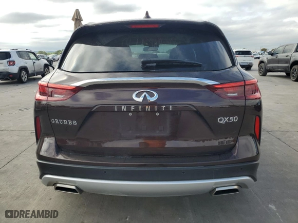 2021 Infiniti QX50 ESSENTIAL with VIN 3PCAJ5CA8MF100096, listed as a Copart auction lot 71441374 with 24,711 mi miles and Salvage Title. Bid and sale history available at carsss.com. Image 6.