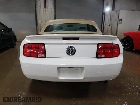 2008 Ford Mustang Deluxe with VIN 1ZVHT84N785193936, listed as a Copart auction lot 47008295 with 112,696 mi miles and Salvage Title. Bid and sale history available at carsss.com. Image 6.