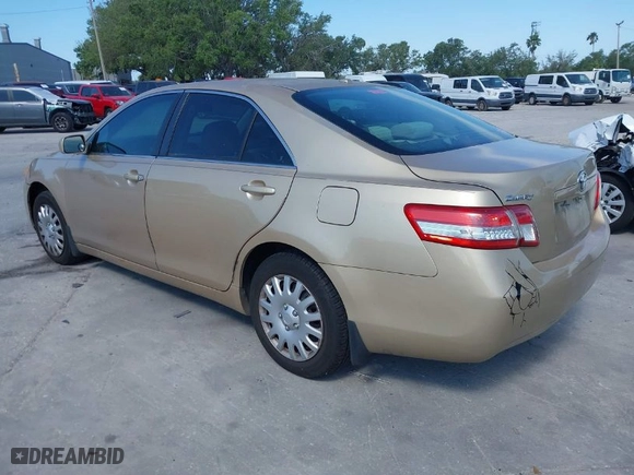 2011 Toyota Camry LE with VIN 4T1BF3EK2BU181614, listed as a IAAI auction lot 41916049 with 132,694 mi miles. Bid and sale history available at carsss.com. Image 3.
