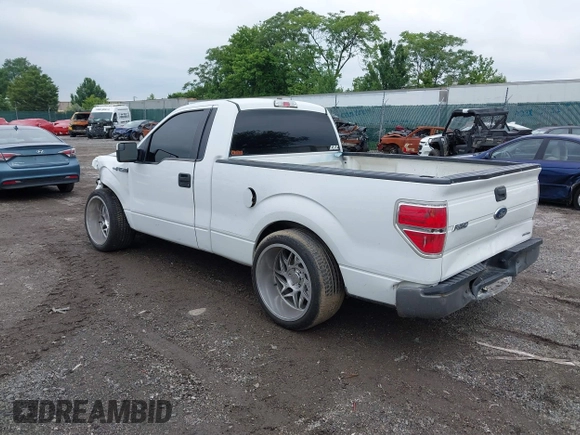 2013 Ford F-150 XL with VIN 1FTMF1CF8DKE07256, listed as a IAAI auction lot 42530651 with Not provided miles and . Bid and sale history available at DreamBid. Image 3.