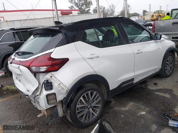 2021 Nissan Kicks SR with VIN 3N1CP5DV9ML474827, listed as a IAAI auction lot 41731945 with 115,682 mi miles. Bid and sale history available at carsss.com. Image 4.