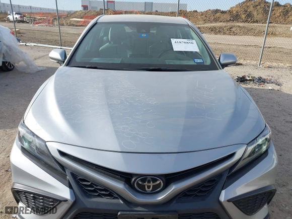2022 Toyota Camry SE with VIN 4T1G11AK6NU056554, listed as a IAAI auction lot 41870850 with 44,891 mi miles. Bid and sale history available at carsss.com. Image 6.