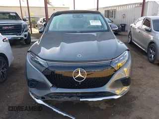 2023 Mercedes-Benz EQS 450+ z VIN 4JGDM2DB2PA001888, wystawiony jako IAAI lot #40797020 z przebiegiem 26 118 mil mil oraz . Historia ofert i sprzedaży dostępna na DreamBid. Obrazek 12.
