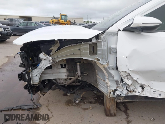 2022 Hyundai Santa Cruz SEL z VIN 5NTJBDAE5NH007005, wystawiony jako IAAI lot #42058065 z przebiegiem 30 825 mil mil oraz . Historia ofert i sprzedaży dostępna na DreamBid. Obrazek 6.
