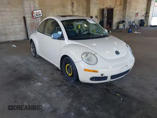 2006 Volkswagen Beetle with VIN 3VWSW31C06M401441, listed as a IAAI auction lot 42589213 with 95,676 mi miles and . Bid and sale history available at DreamBid. Image 1.