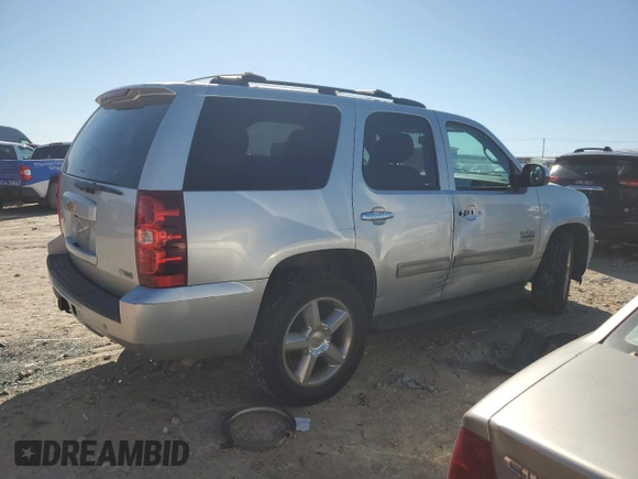 2012 Chevrolet Tahoe LS z VIN 1GNSCAE00CR257004, wystawiony jako Copart lot #43721335 z przebiegiem 198 308 mil mil oraz Czysty tytuł • Clean title. Historia ofert i sprzedaży dostępna na DreamBid. Obrazek 3.