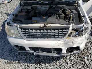 2002 Ford Explorer XLT z VIN 1FMZU73E72ZA27928, wystawiony jako Copart lot #56654885 z przebiegiem 228 383 mil mil oraz Szkoda całkowita • Salvage title. Historia ofert i sprzedaży dostępna na DreamBid. Obrazek 12.